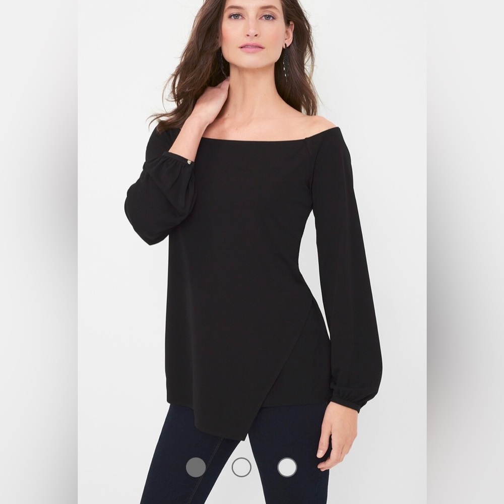 WHBM Off the Shoulder Too, long sleeve, size XS